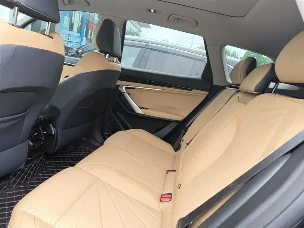 Geely Boyue L 2023 1.5TD DCT Premium Edition — миниатюра 17