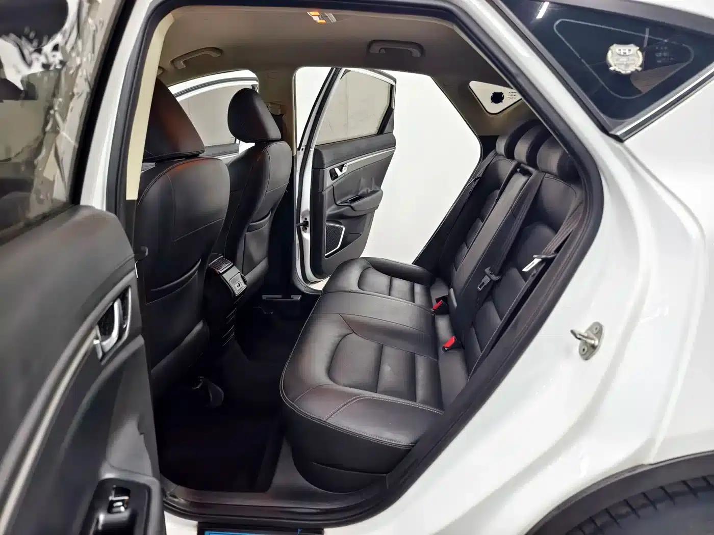 Geely GS 2016 Elegant Edition 1.8L Manual Leading Model — миниатюра 12