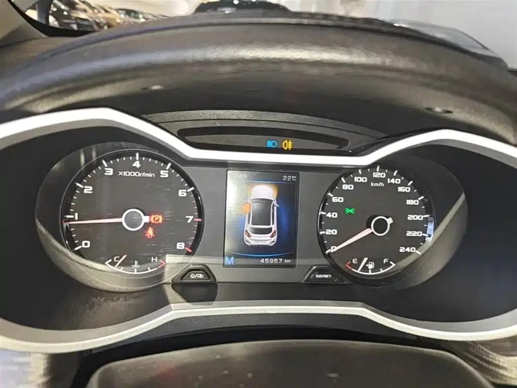Geely GS 2018 Elegant Edition 1.8L Manual Leading Model — миниатюра 12