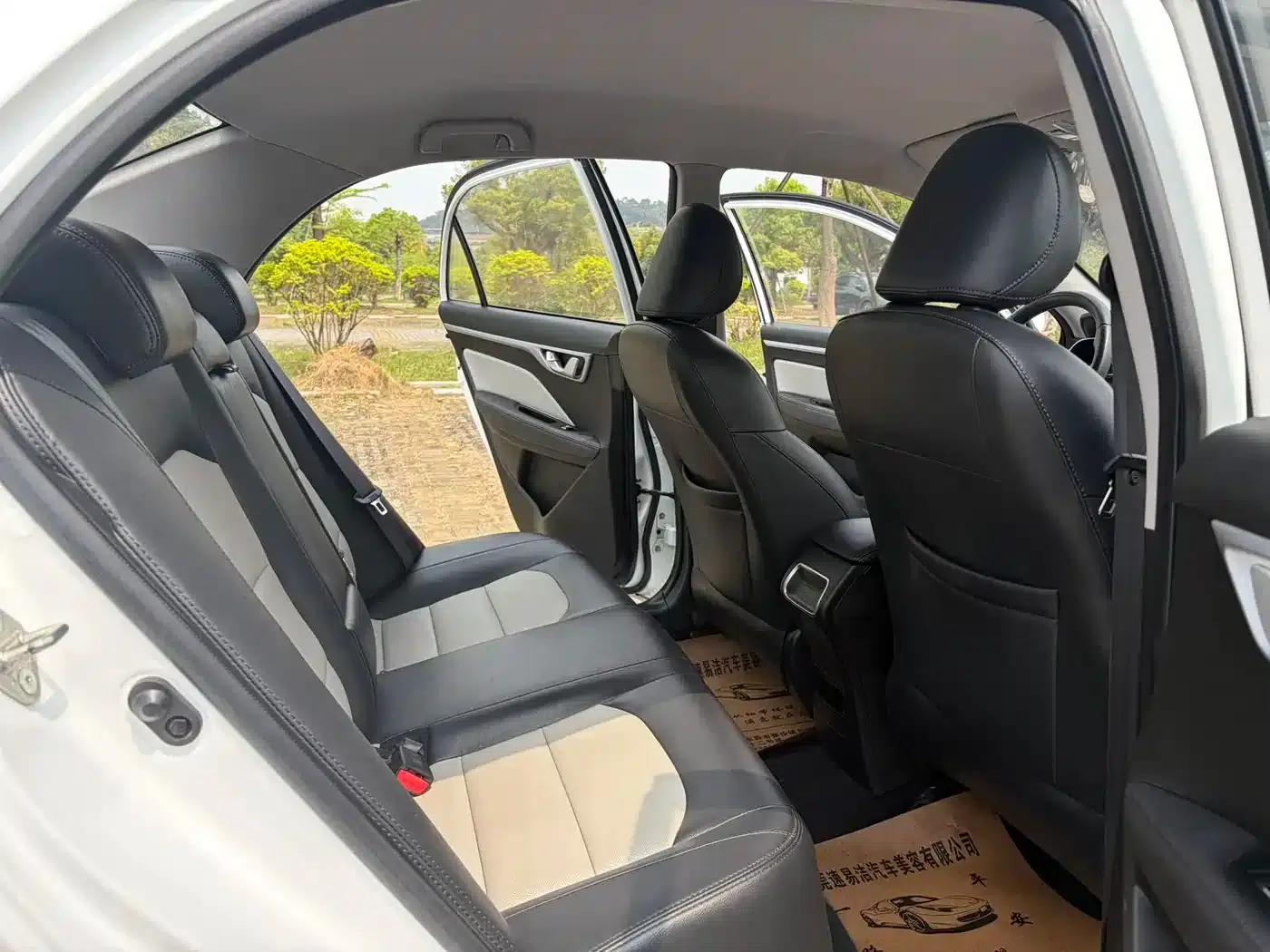 Geely Vision 2020 1.5L CVT Asian Games Edition — миниатюра 10