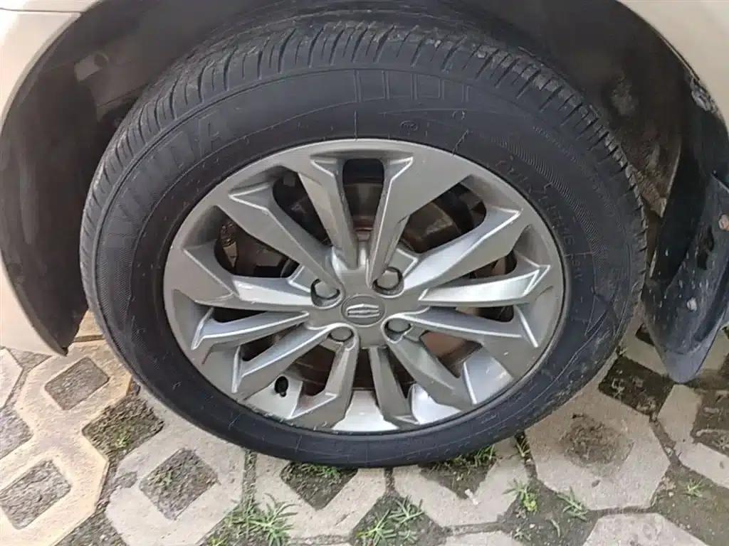 Geely Vision 2017 1.5L Manual Happiness Edition — миниатюра 23