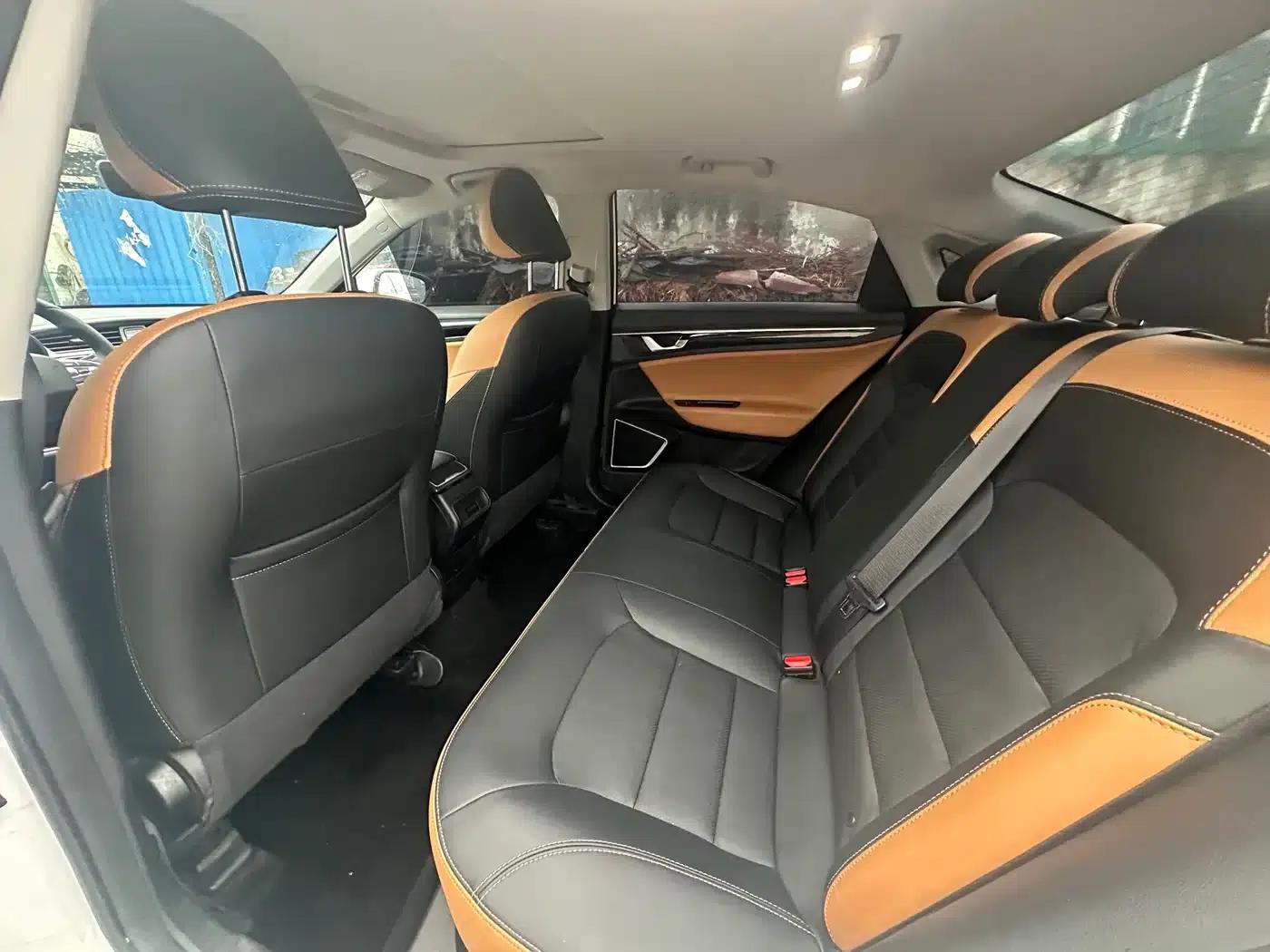 Geely Emgrand GL 2020 1.4T CVT Luxury Edition — миниатюра 8