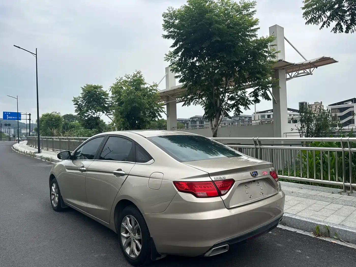 Geely Emgrand GL 2017 1.8L DCT Elite — миниатюра 4