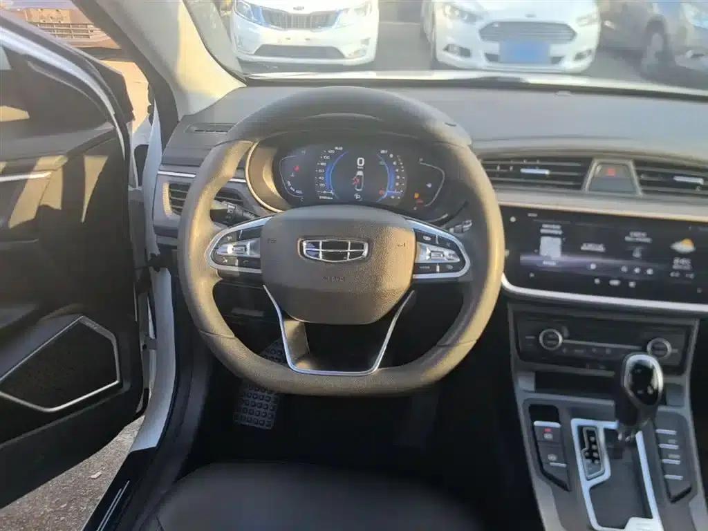 Geely Emgrand GL 2021 UP 1.4T CVT Leading Edition — миниатюра 11