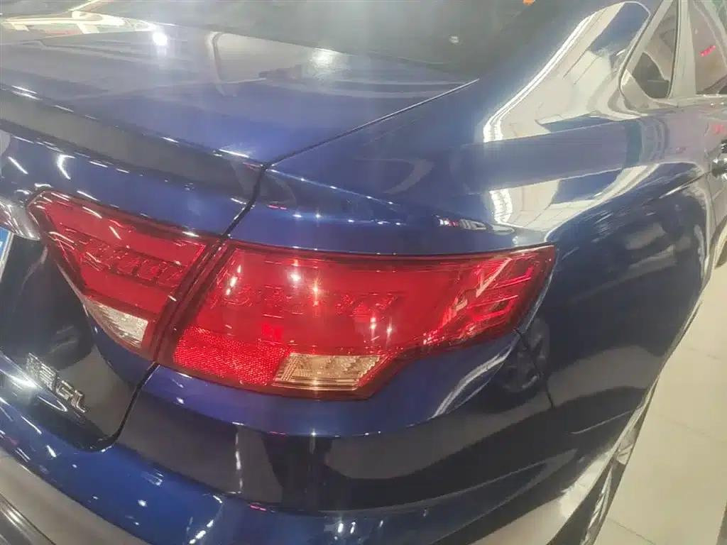 Geely Emgrand GL 2019 1.4T CVT Elite Smart Edition — миниатюра 8