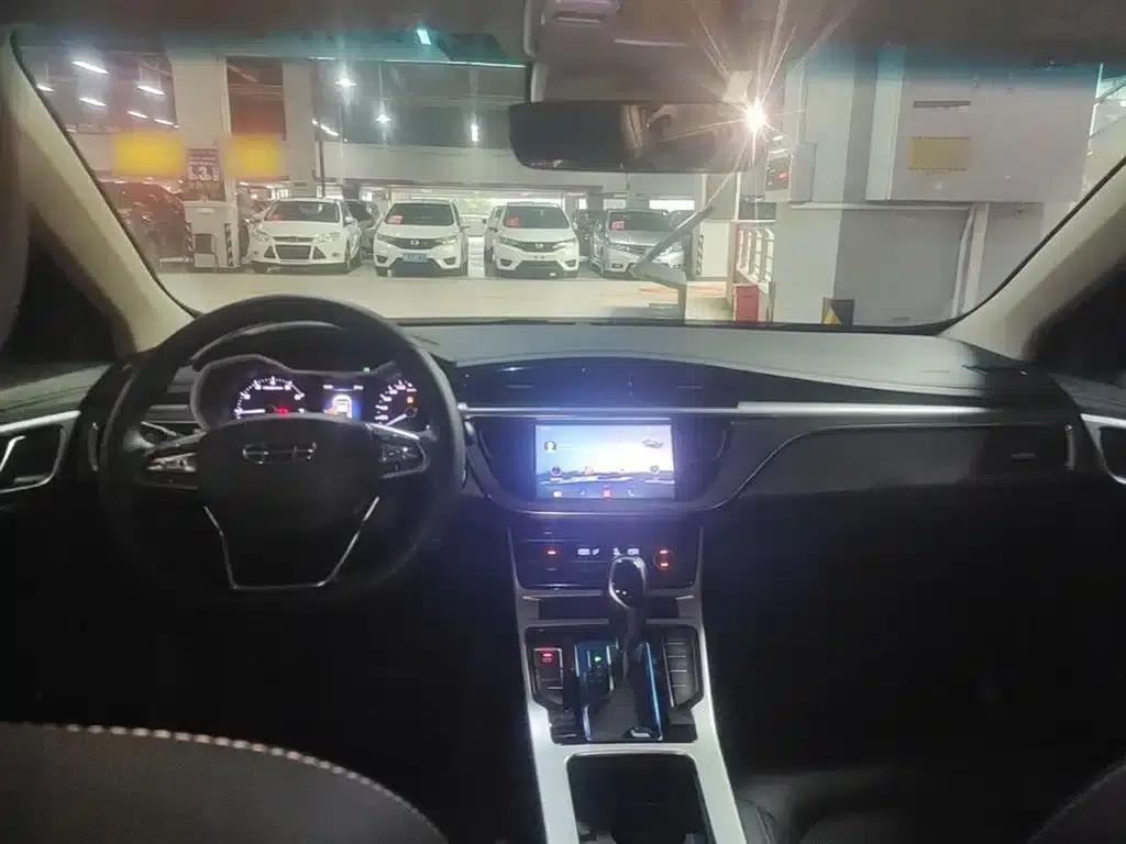 Geely Emgrand GL 2019 1.4T CVT Elite Smart Edition — миниатюра 10