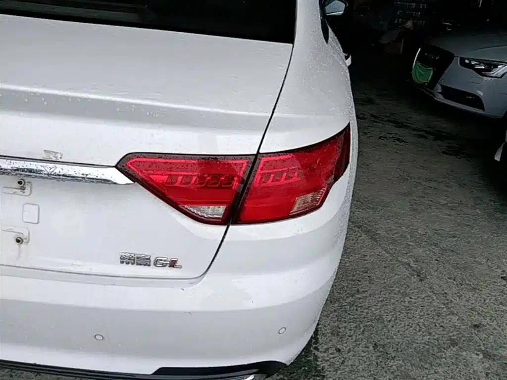 Geely Emgrand GL 2019 1.4T CVT Elite Smart Edition — миниатюра 8