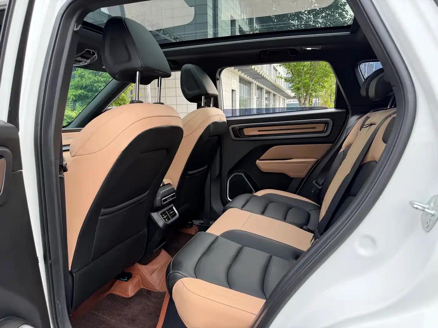Geely ICON 2023 1.5TD Chocolate Premium Edition — миниатюра 9
