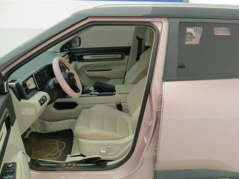 Geely ICON 2023 1.5TD Chocolate Edition — миниатюра 9