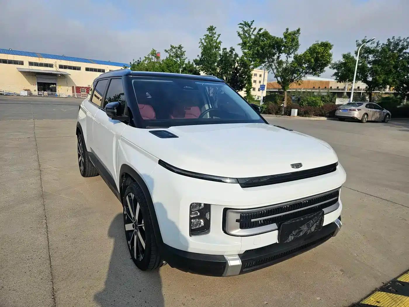 Geely ICON 2025 Linglong 1.5TD Ruyi Edition — миниатюра 3