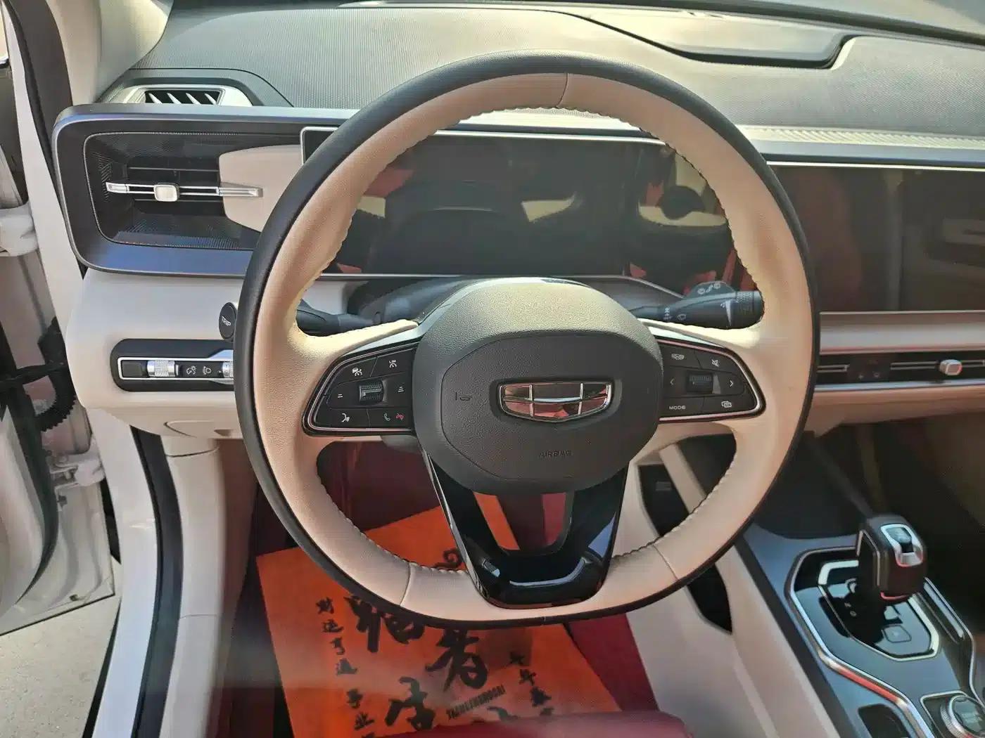 Geely ICON 2025 Linglong 1.5TD Ruyi Edition — миниатюра 9