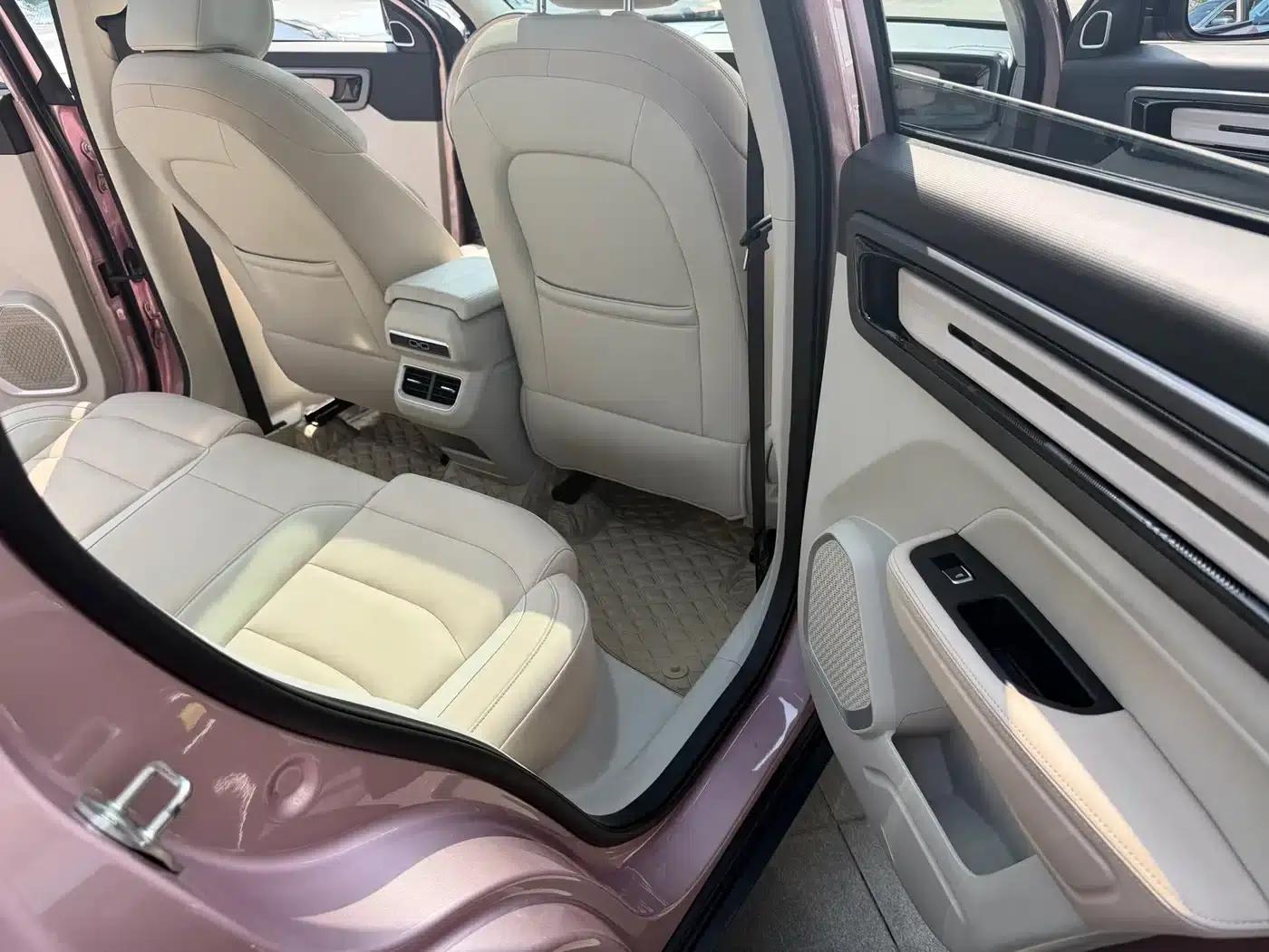 Geely ICON 2023 1.5TD Chocolate Edition — миниатюра 13