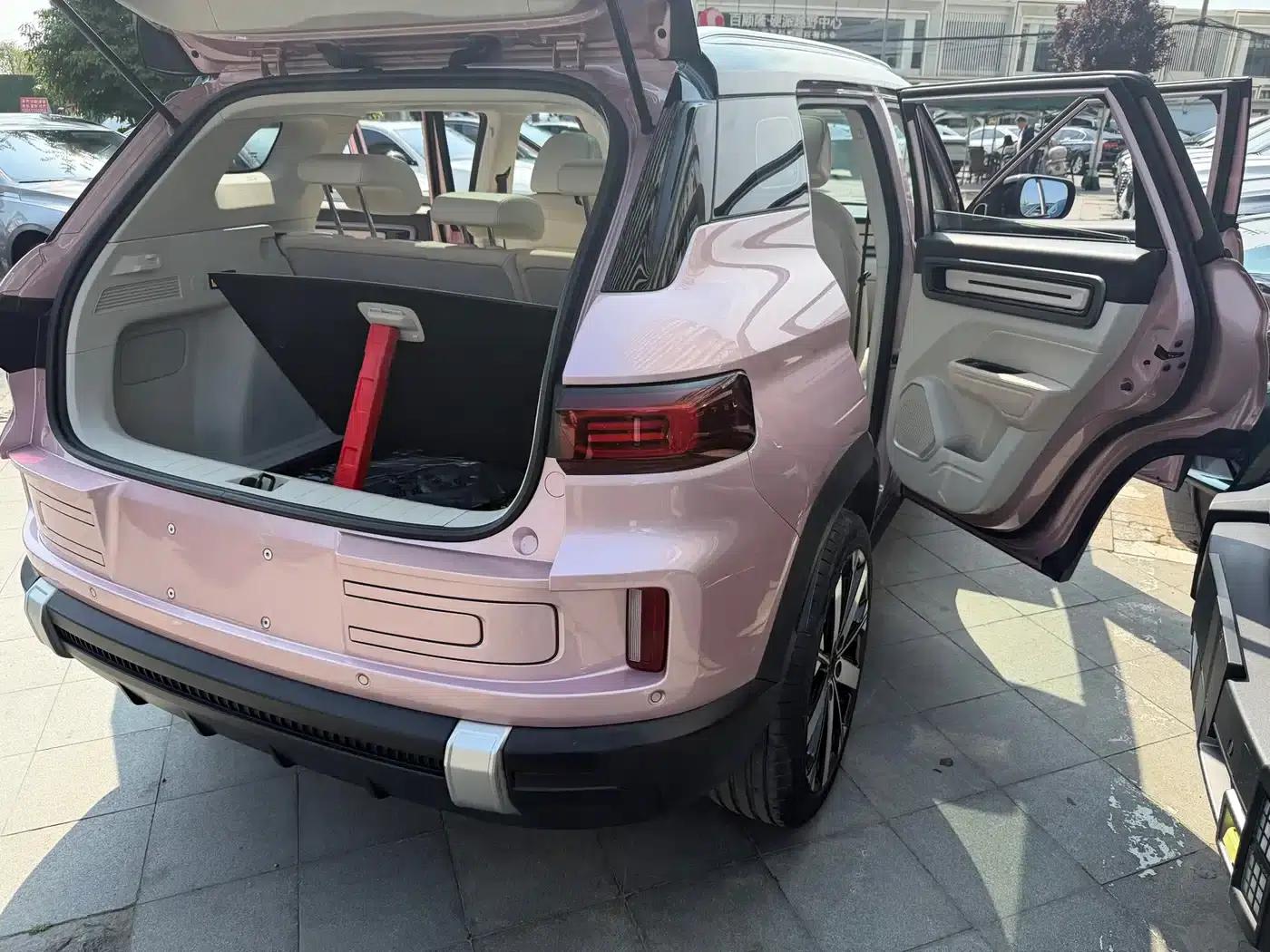 Geely ICON 2023 1.5TD Chocolate Edition — миниатюра 14