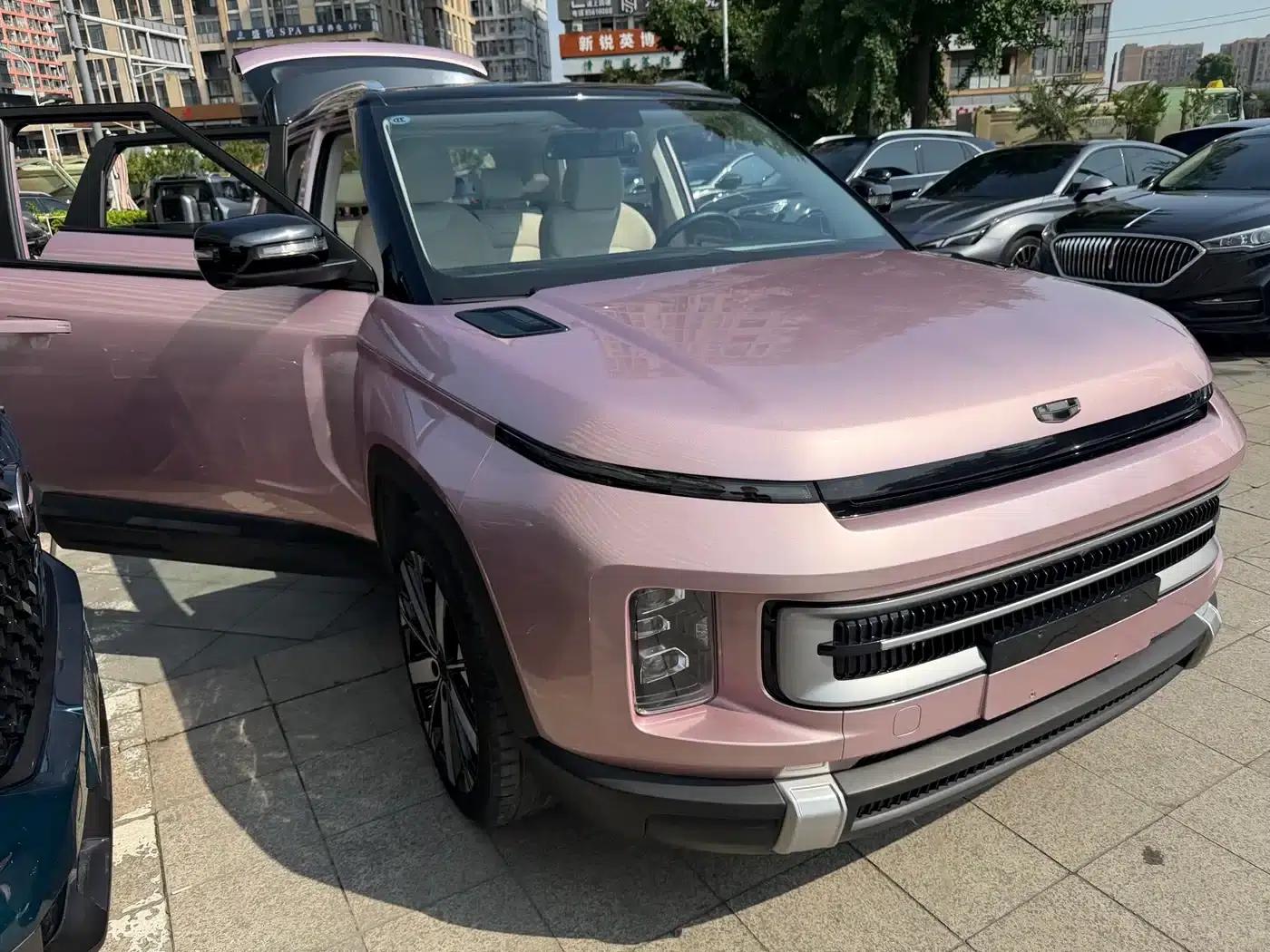 Geely ICON 2023 1.5TD Chocolate Edition — миниатюра 3