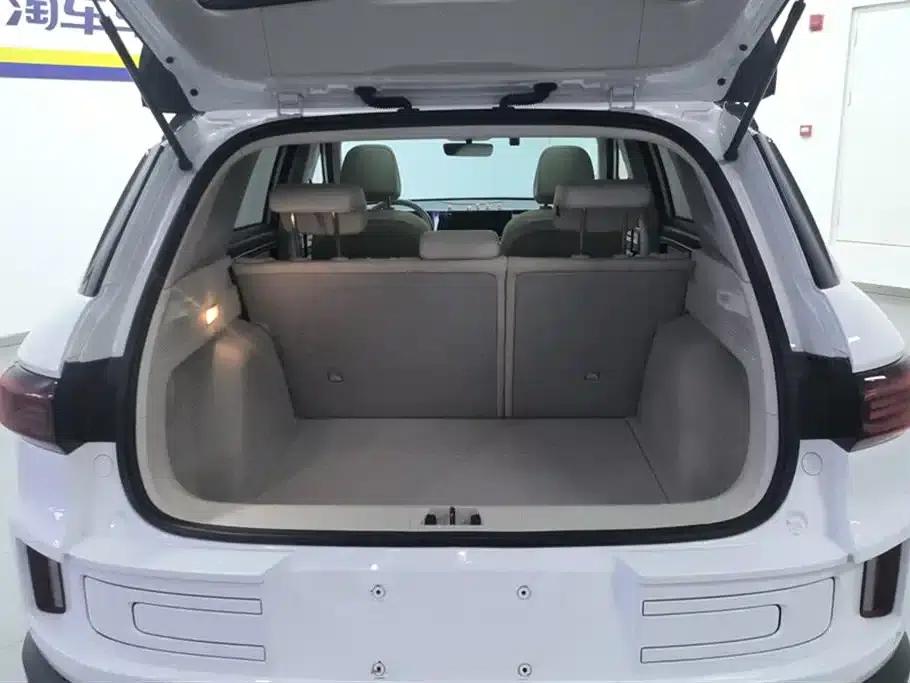 Geely ICON 2023 1.5TD Chocolate Edition — миниатюра 4