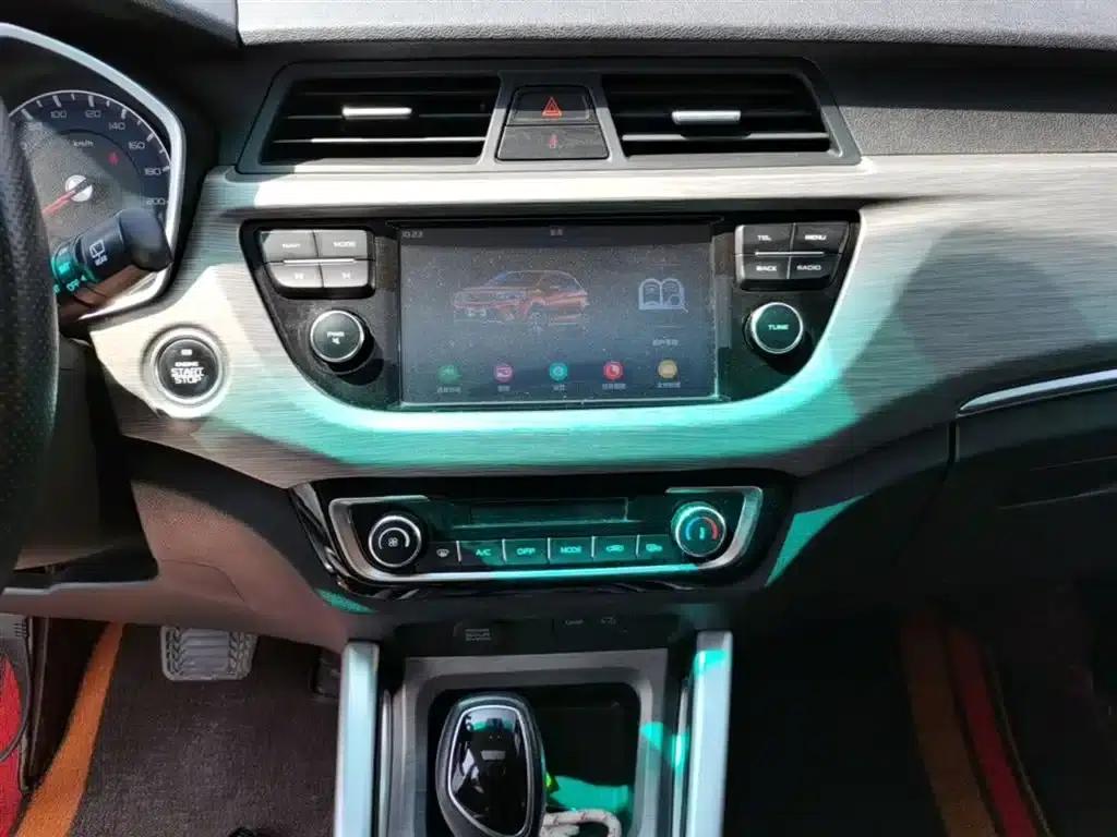Geely Vision X3 2017 1.5L Automatic Premium Edition — миниатюра 13