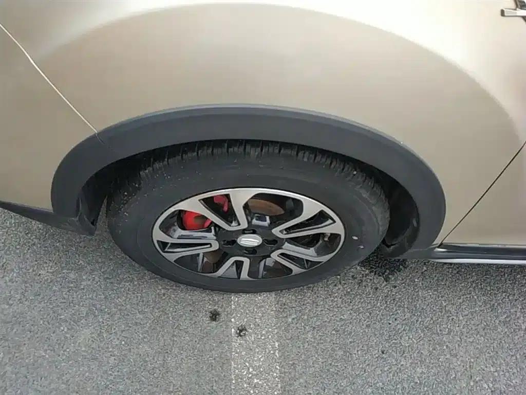 Geely Vision X3 2017 1.5L Automatic Premium Edition — миниатюра 23