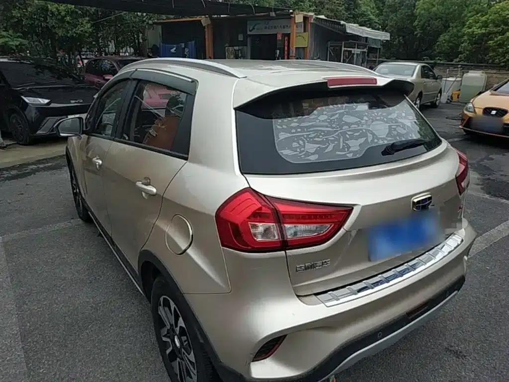 Geely Vision X3 2017 1.5L Automatic Premium Edition — миниатюра 5