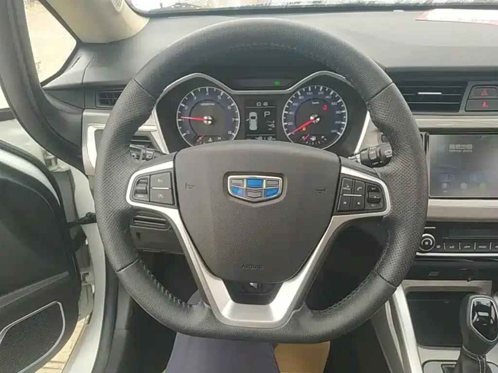 Geely Vision X3 2017 1.5L Automatic Premium Edition — миниатюра 11