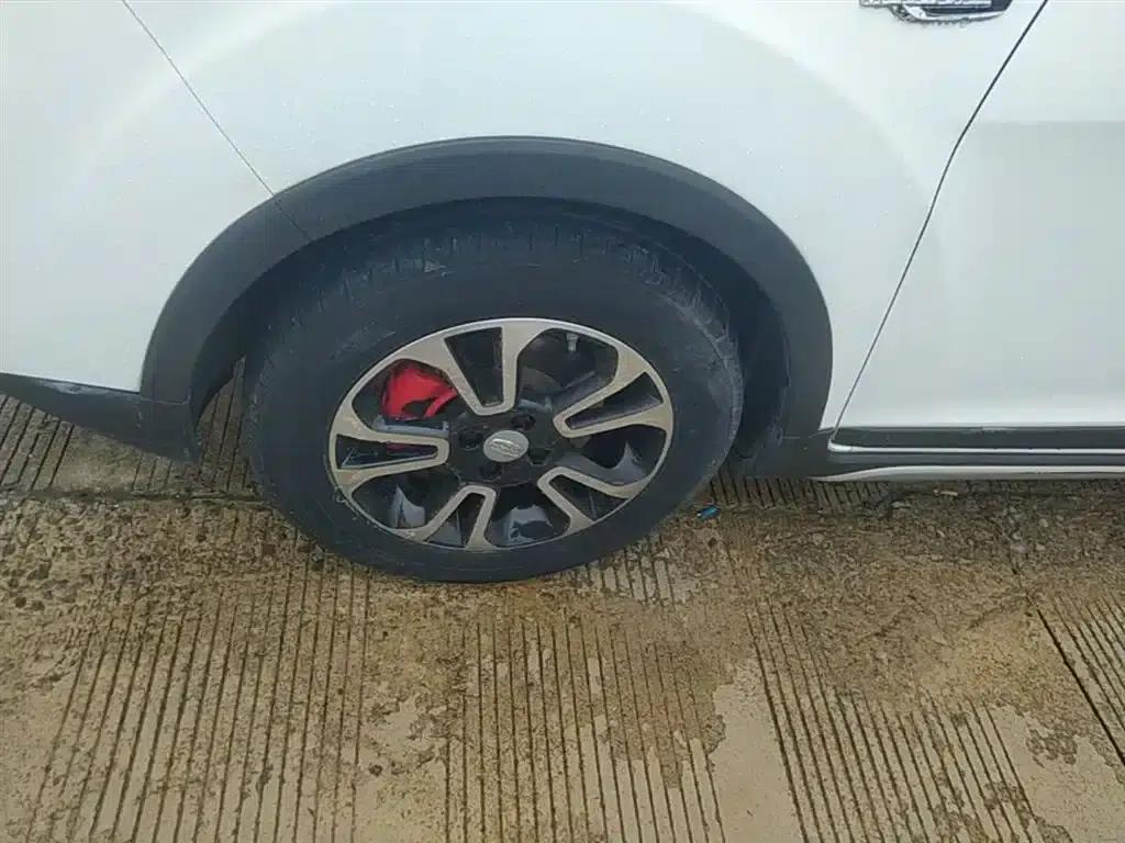Geely Vision X3 2017 1.5L Automatic Premium Edition — миниатюра 22