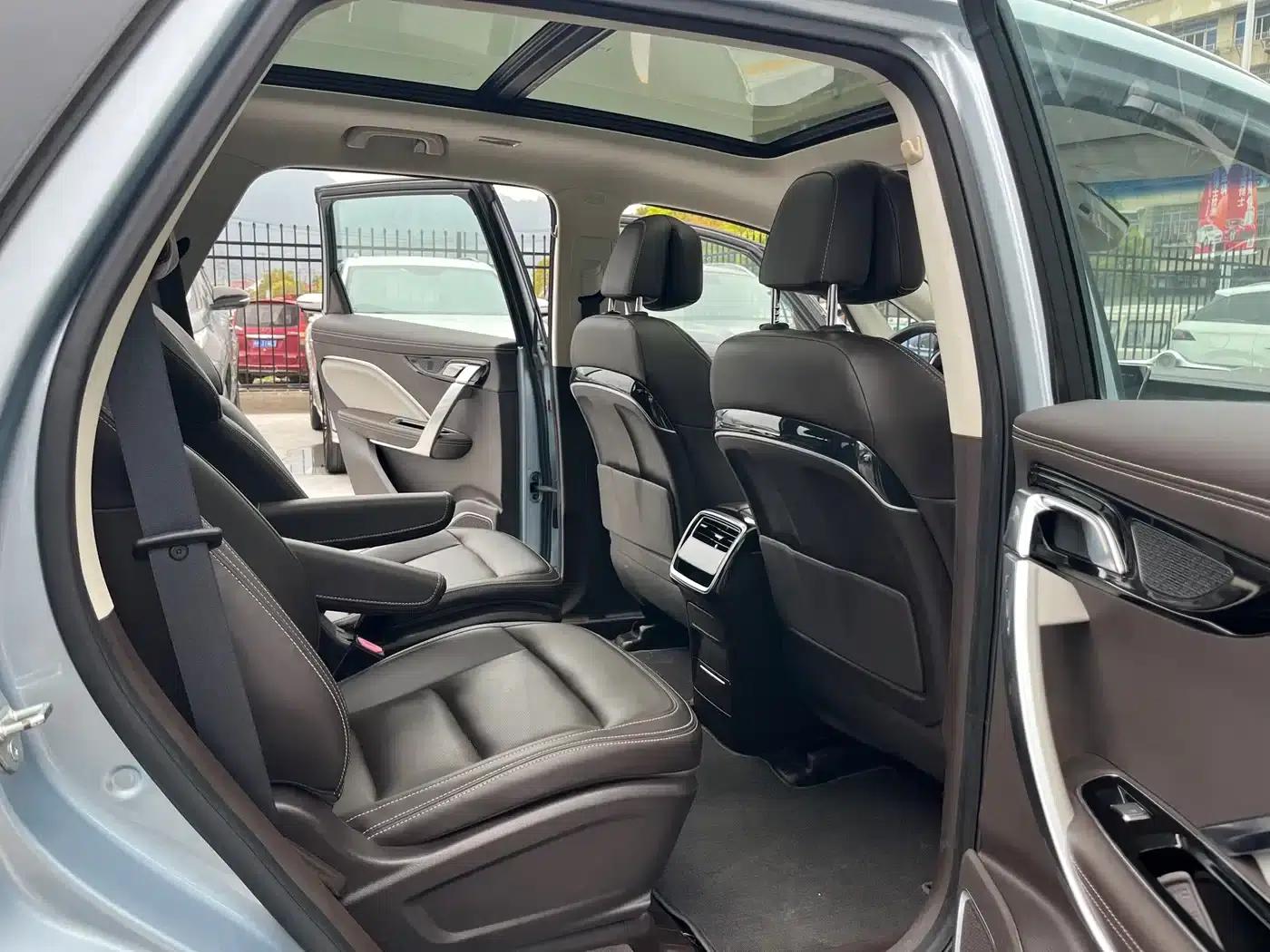 Geely Jiaji 2019 1.5TD MHEV DCT Premium Edition — миниатюра 10