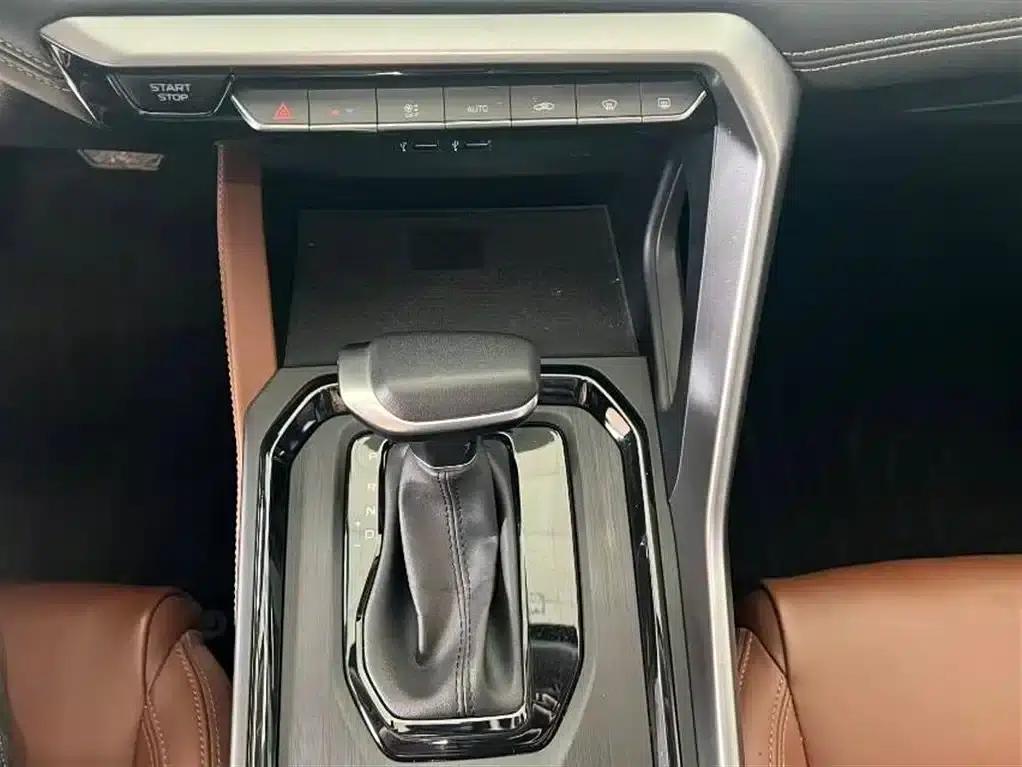 Geely Vision X6 2021 PRO 1.4T Automatic Premium Edition — миниатюра 11