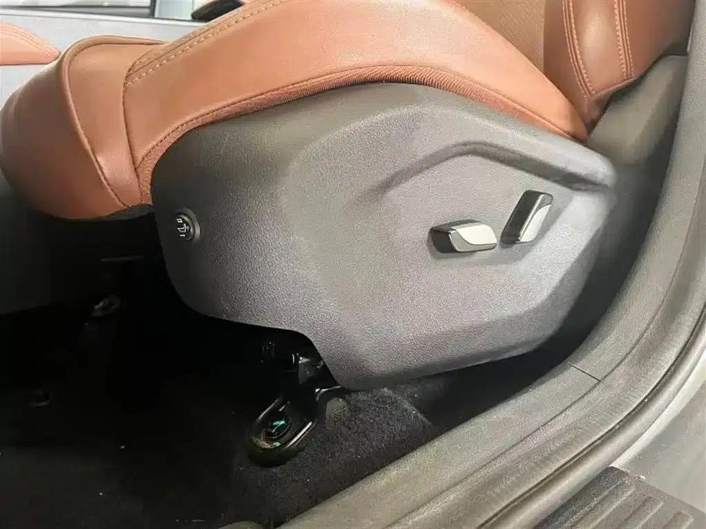Geely Vision X6 2021 PRO 1.4T Automatic Premium Edition — миниатюра 10