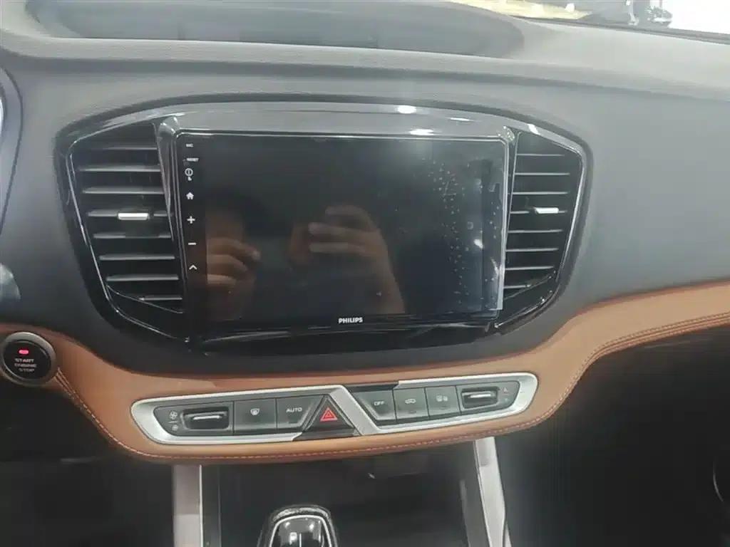 Geely Vision X6 2018 1.4T CVT 4G Connected Luxury Edition — миниатюра 13