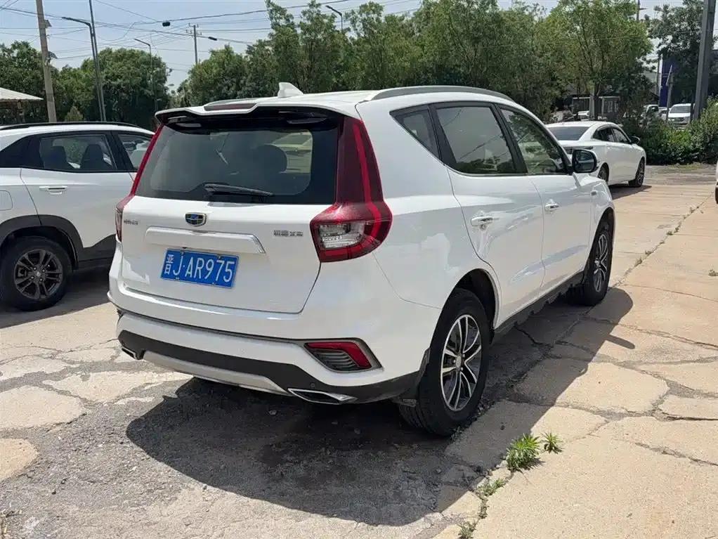 Geely Vision X6 2018 1.4T CVT 4G Connected Luxury Edition — миниатюра 7