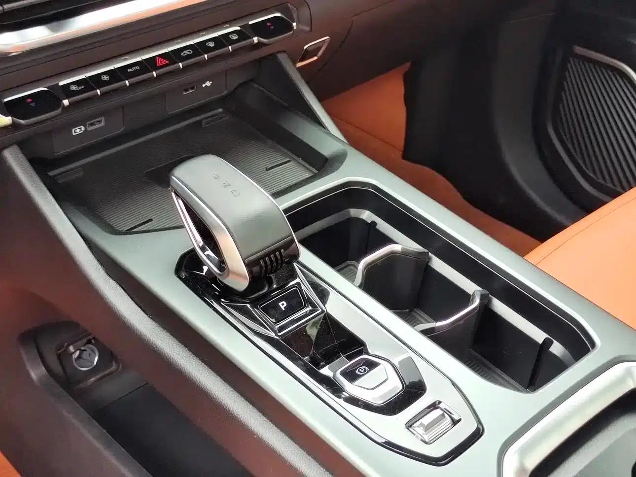 Geely Haoyue L 2024 2.0T DCT Flagship Edition — миниатюра 9