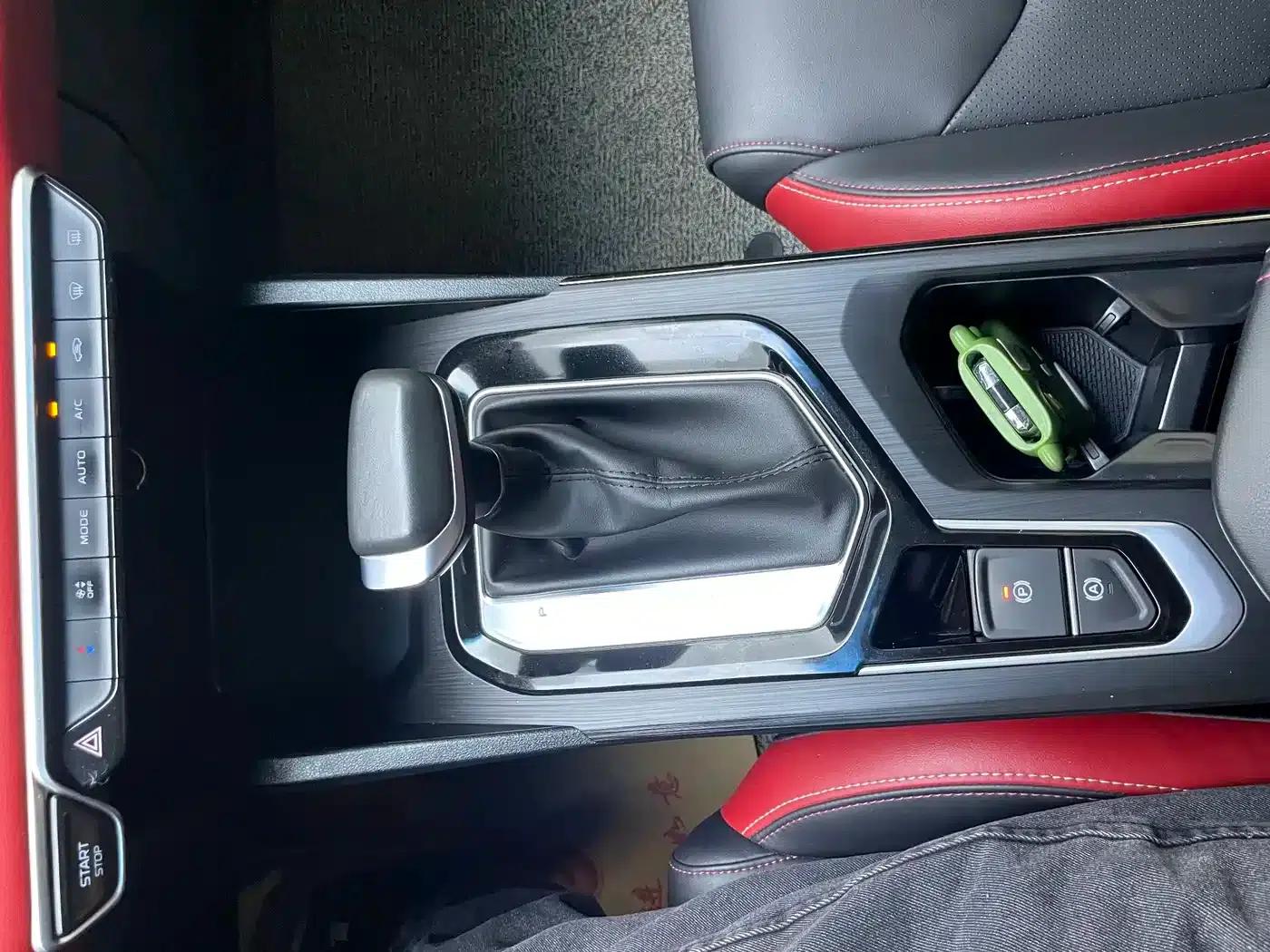 Geely Emgrand S 2021 1.4T CVT Premium Edition — миниатюра 16