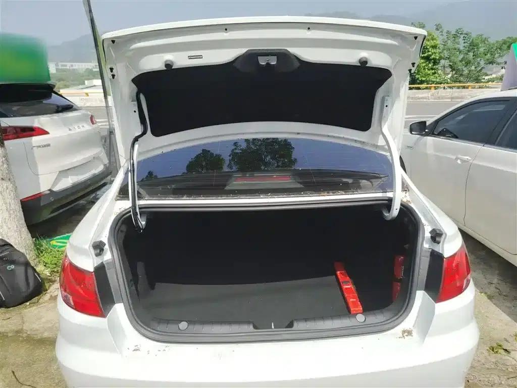 Geely Emgrand EV Pro 2022 Online Edition (Lithium Iron Phosphate) — миниатюра 19