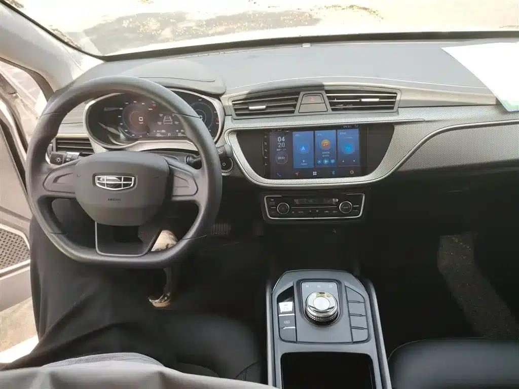 Geely Emgrand EV Pro 2022 Online Edition (Lithium Iron Phosphate) — миниатюра 10