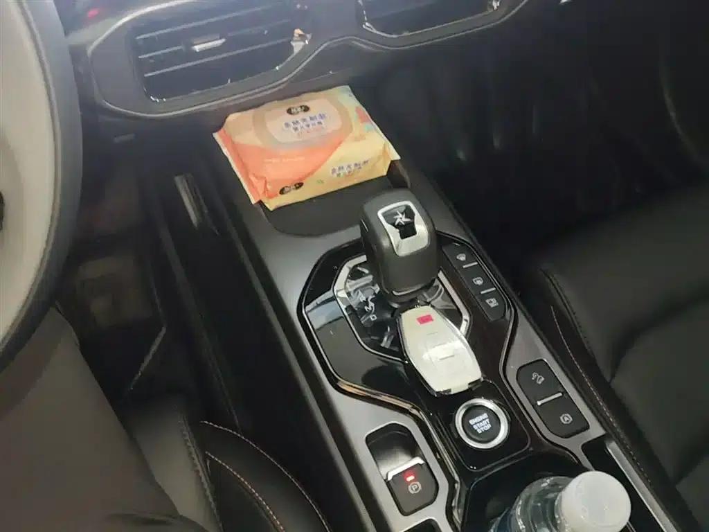 Geely Cowboy 2025 1.5TD Wild Edition — миниатюра 14