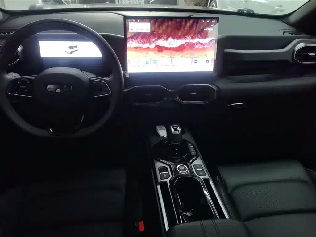 Geely Cowboy 2025 1.5TD Wild Edition — миниатюра 10