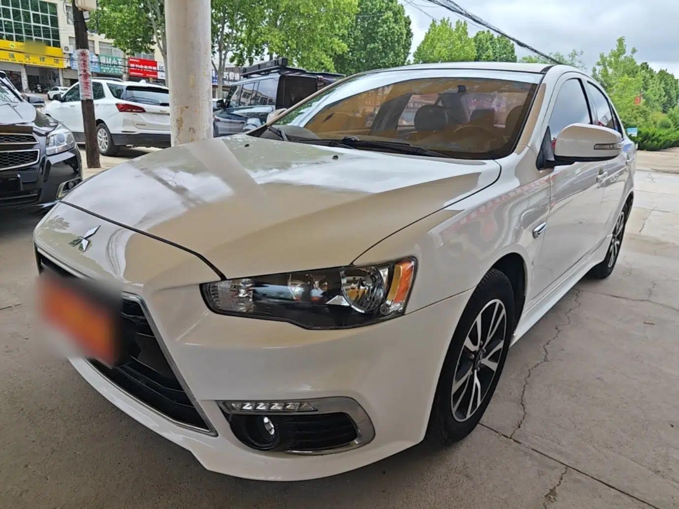 Mitsubishi Lancer EX 2015 1.8L Manual ZhiShang Edition China IV — миниатюра 1