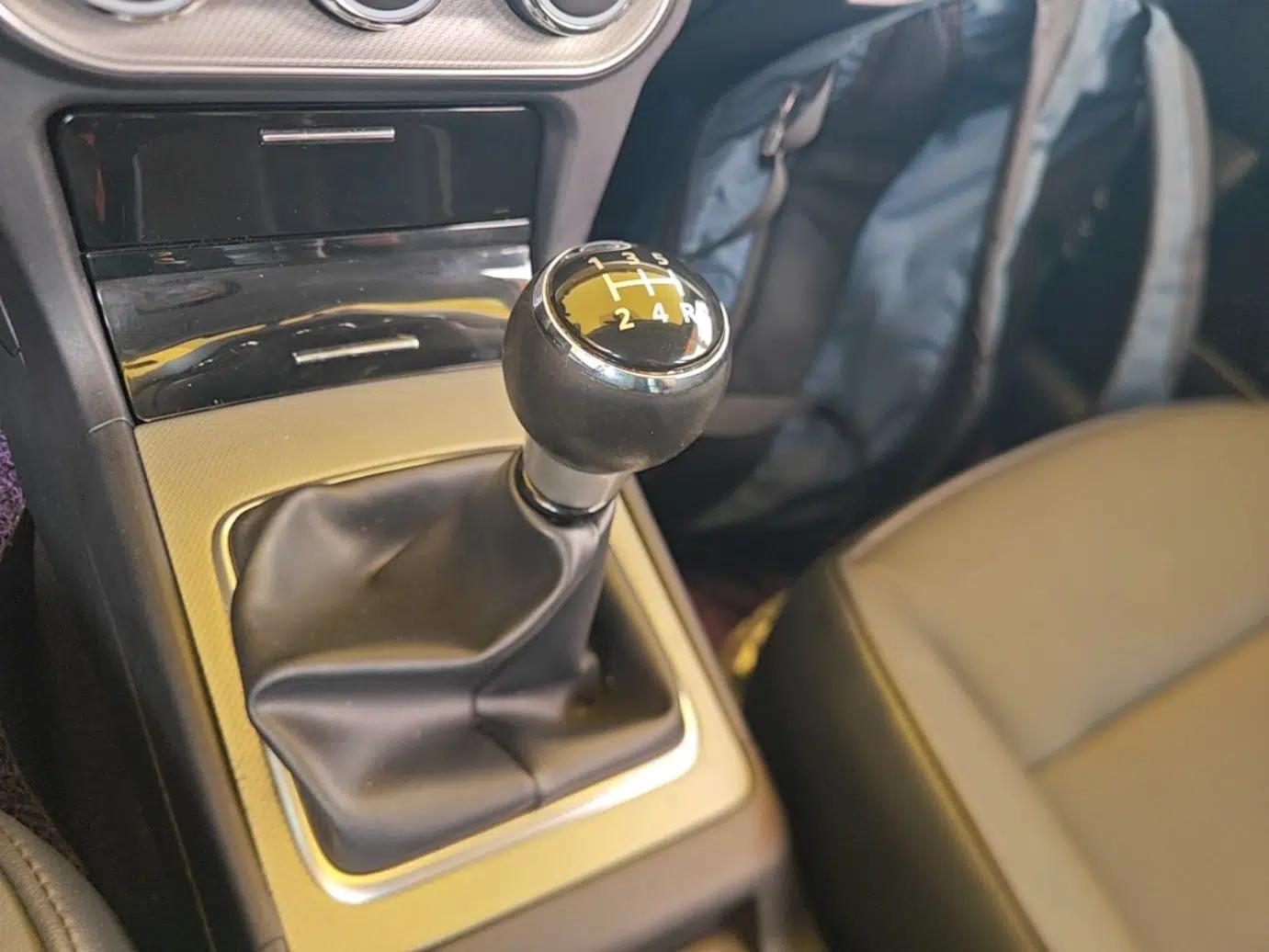 Mitsubishi Lancer EX 2015 1.8L Manual ZhiShang Edition China IV — миниатюра 17