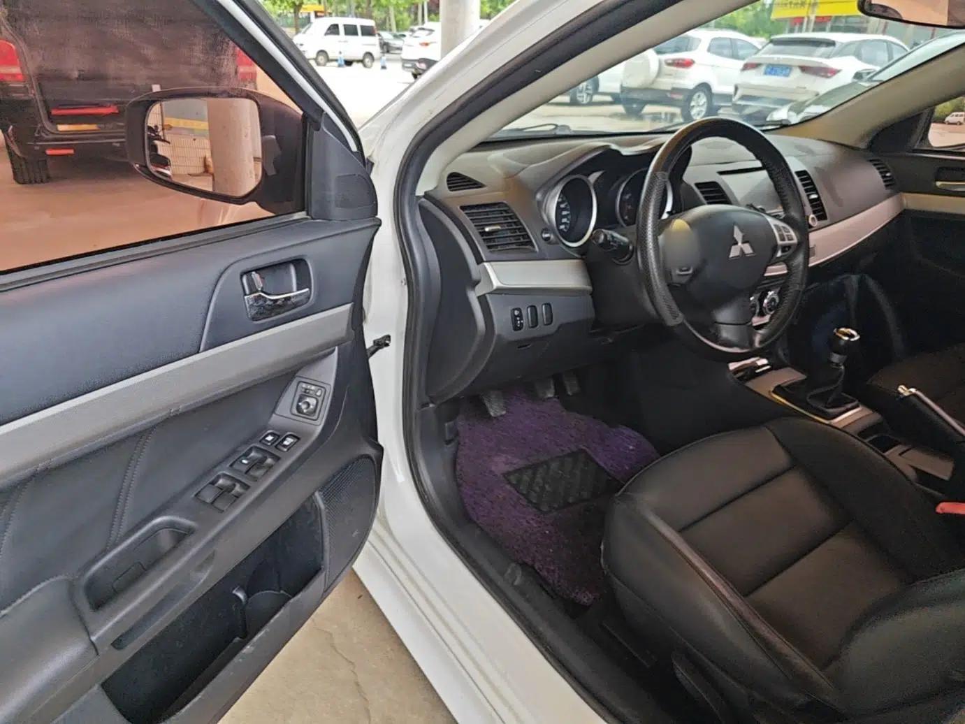 Mitsubishi Lancer EX 2015 1.8L Manual ZhiShang Edition China IV — миниатюра 19