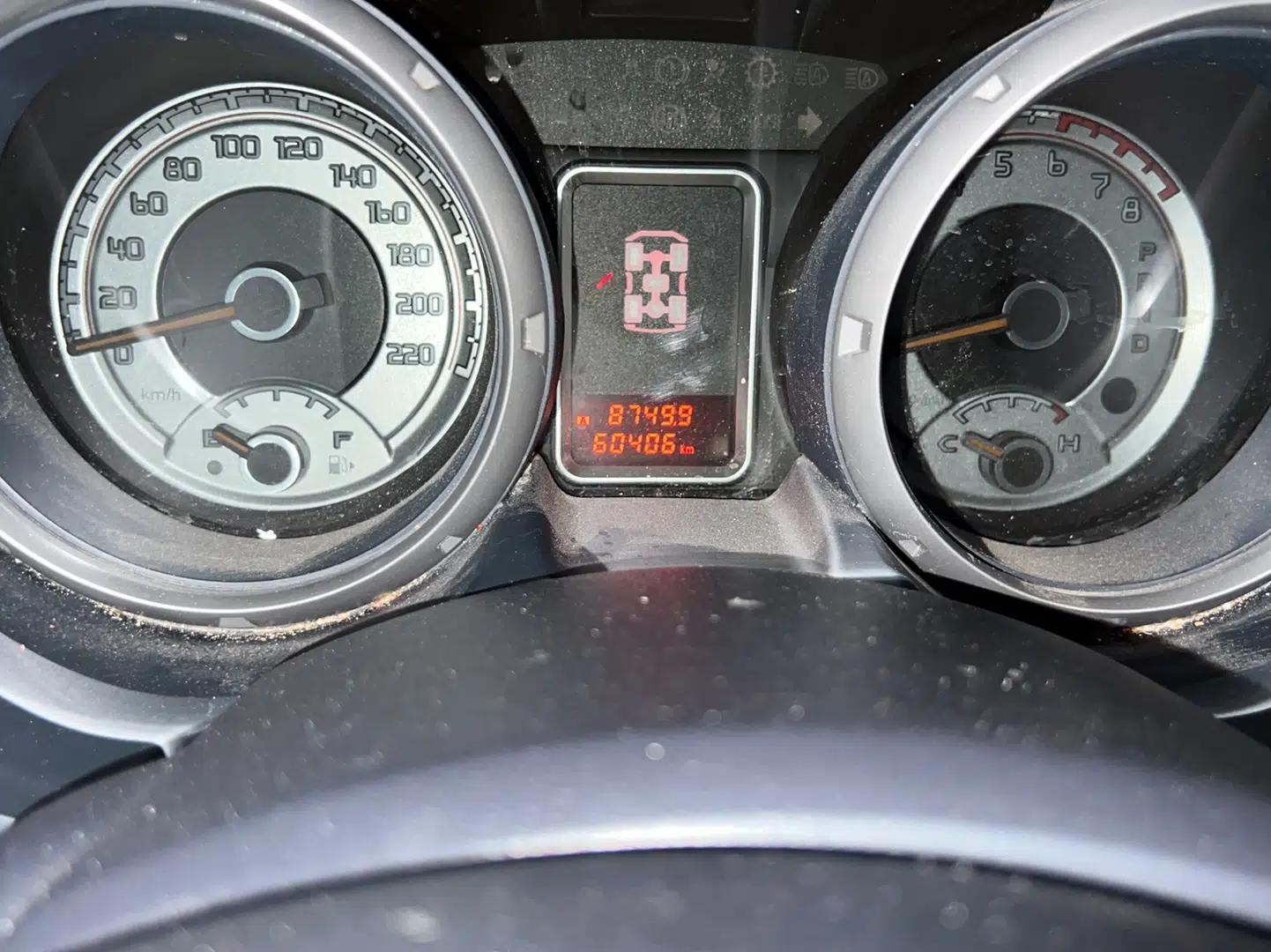 Mitsubishi Pajero  — миниатюра 10