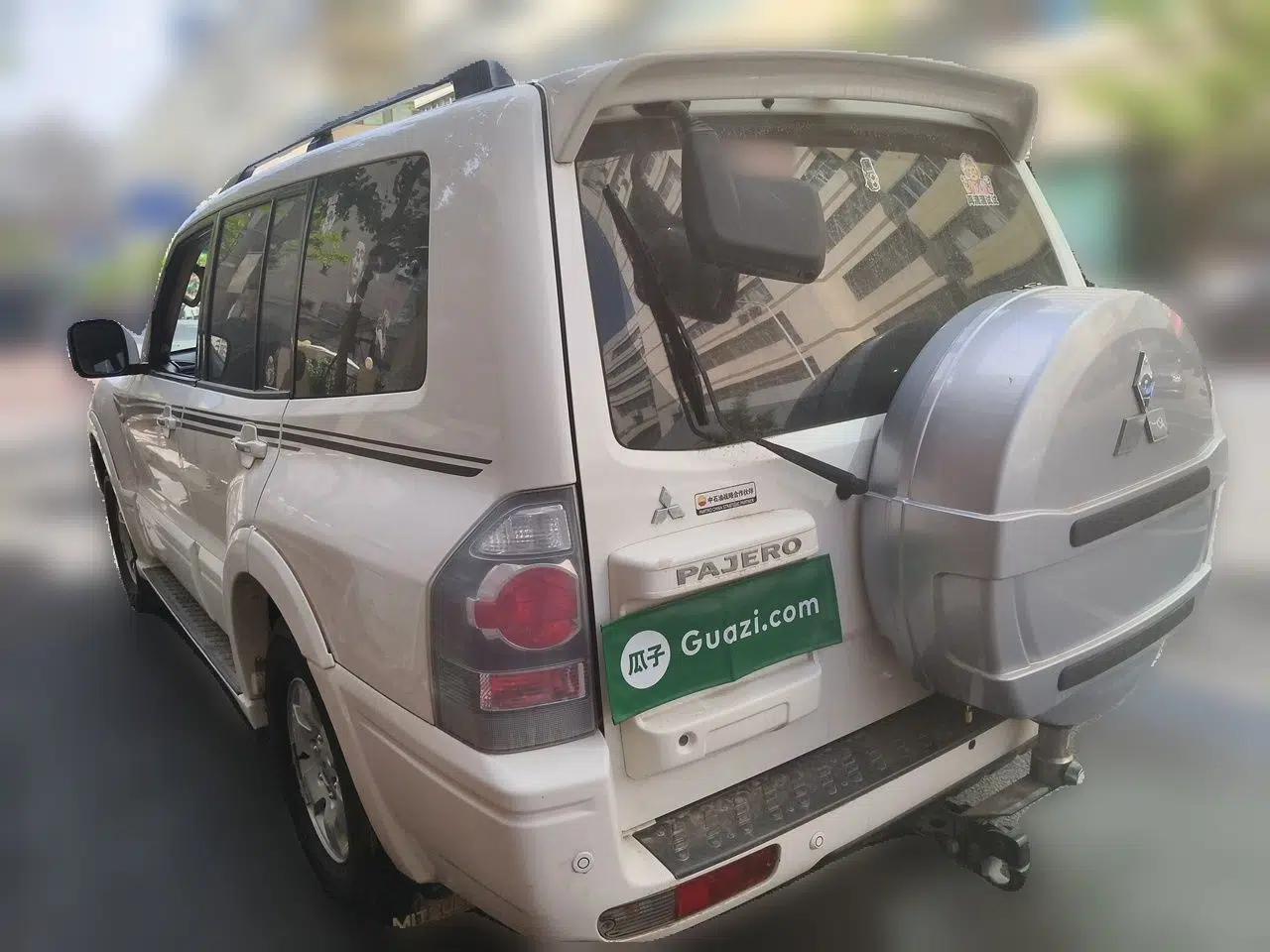 Mitsubishi Pajero 2008 V73 3.0L MT GL — миниатюра 4