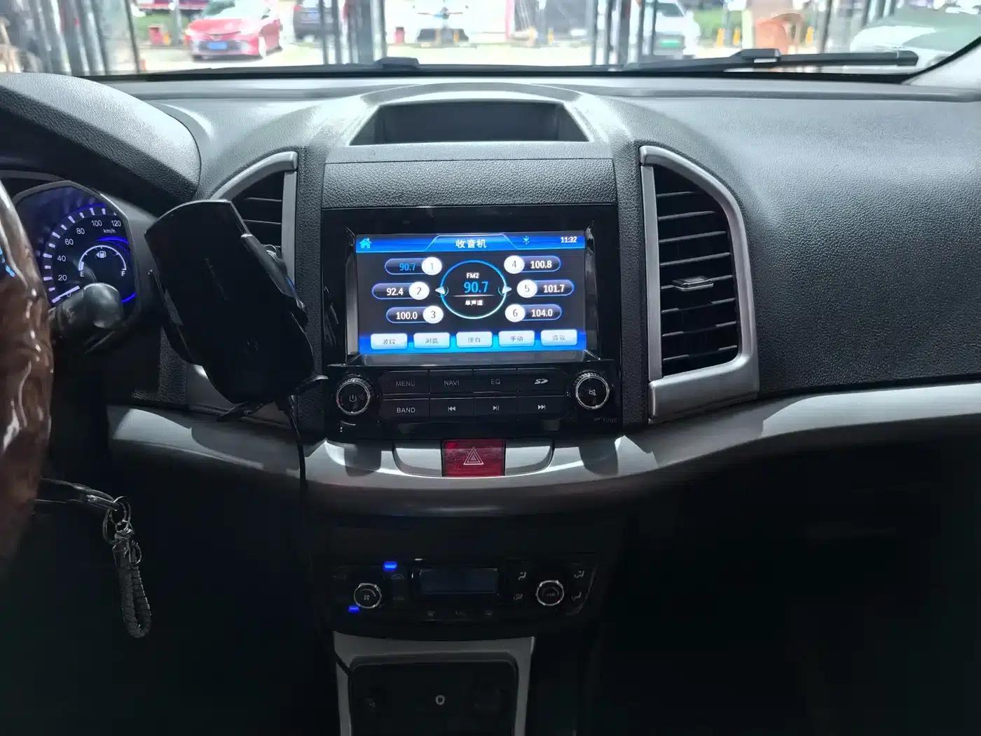 Refine S3 2015 1.5L Manual Deluxe Intelligent Premium Edition — миниатюра 12