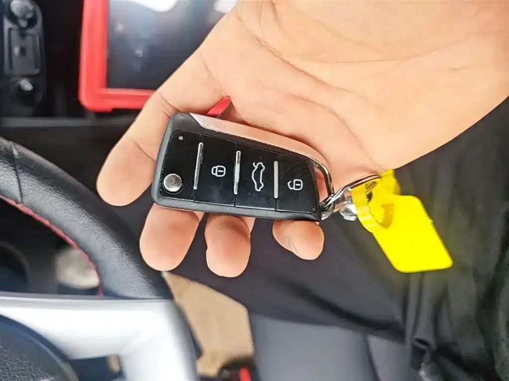 Refine S3 2017 1.6L CVT Luxury Intelligent Model — миниатюра 9
