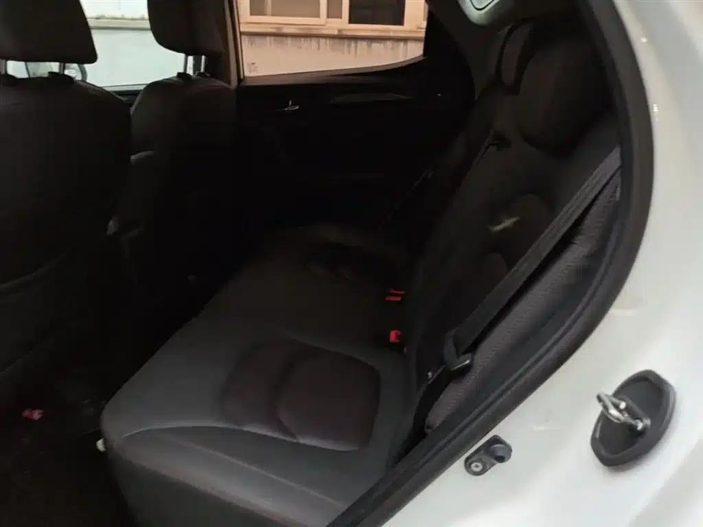 Refine S3 2018 Custom Edition 1.5L Manual Deluxe Smart Model — миниатюра 17