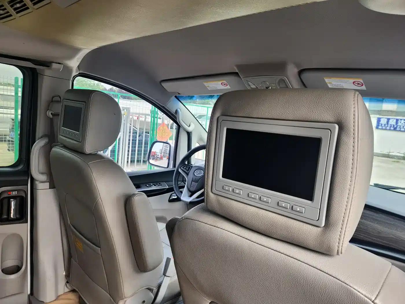 Refine M5 2016 2.0T Gasoline Manual Executive Edition — миниатюра 12