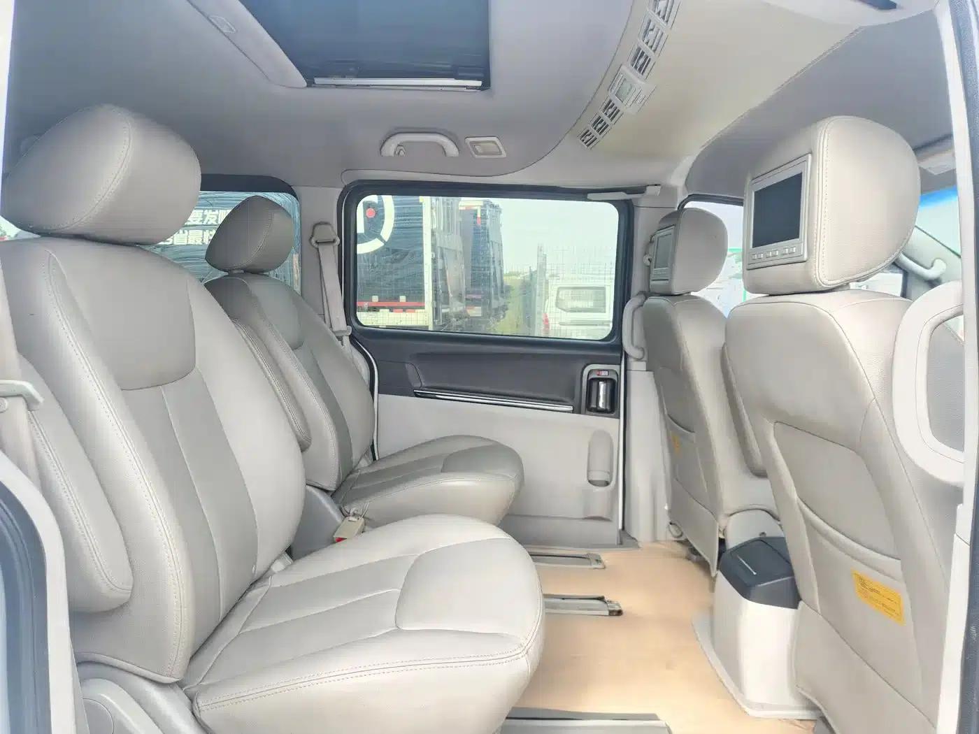 Refine M5 2016 2.0T Gasoline Manual Executive Edition — миниатюра 9