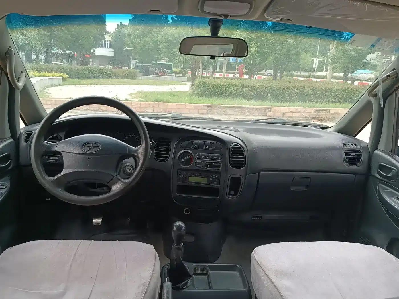 Refine 2011 2.0L Shuttle Gasoline Comfort Edition HFC4GA3 — миниатюра 13