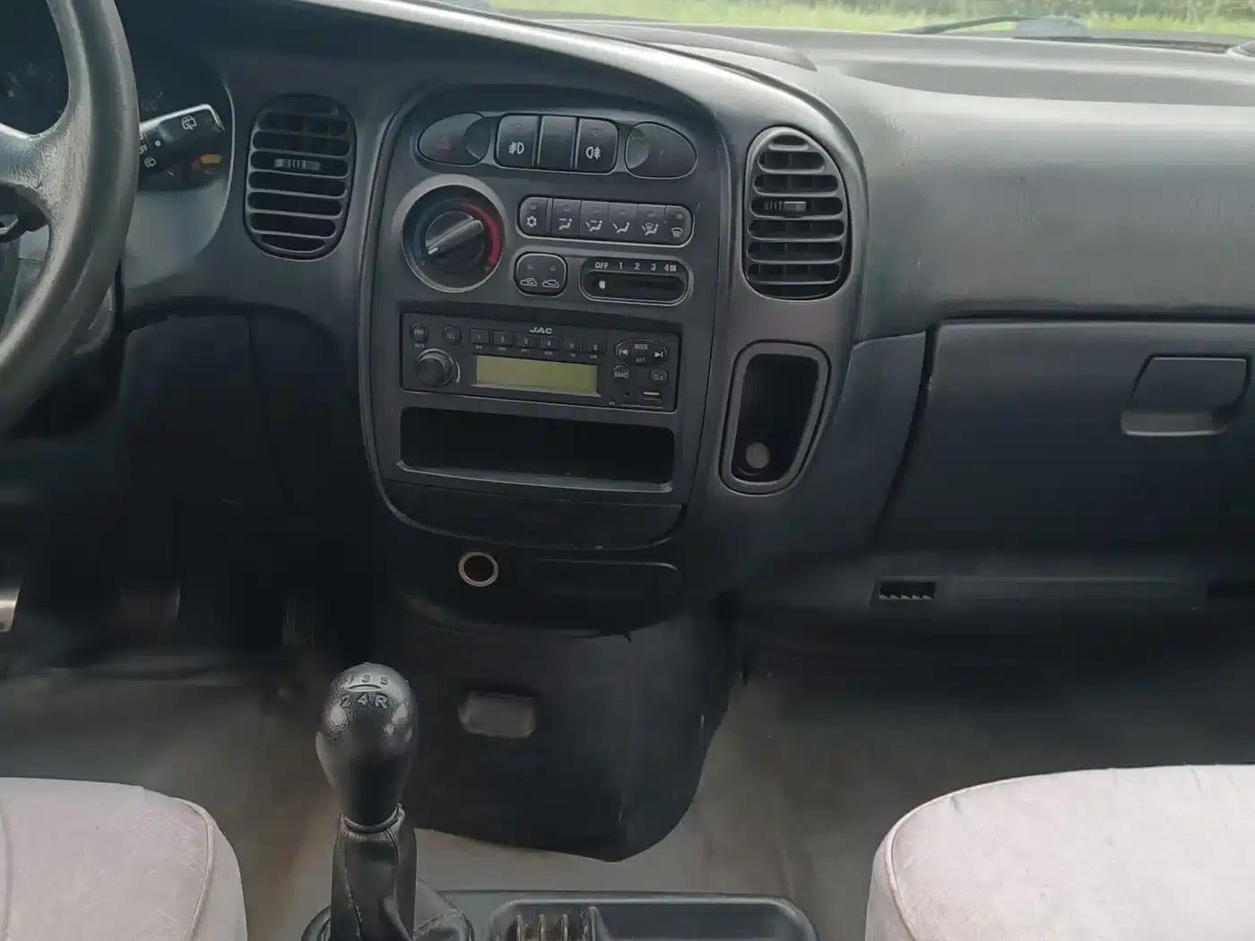 Refine 2011 2.0L Shuttle Gasoline Comfort Edition HFC4GA3 — миниатюра 15