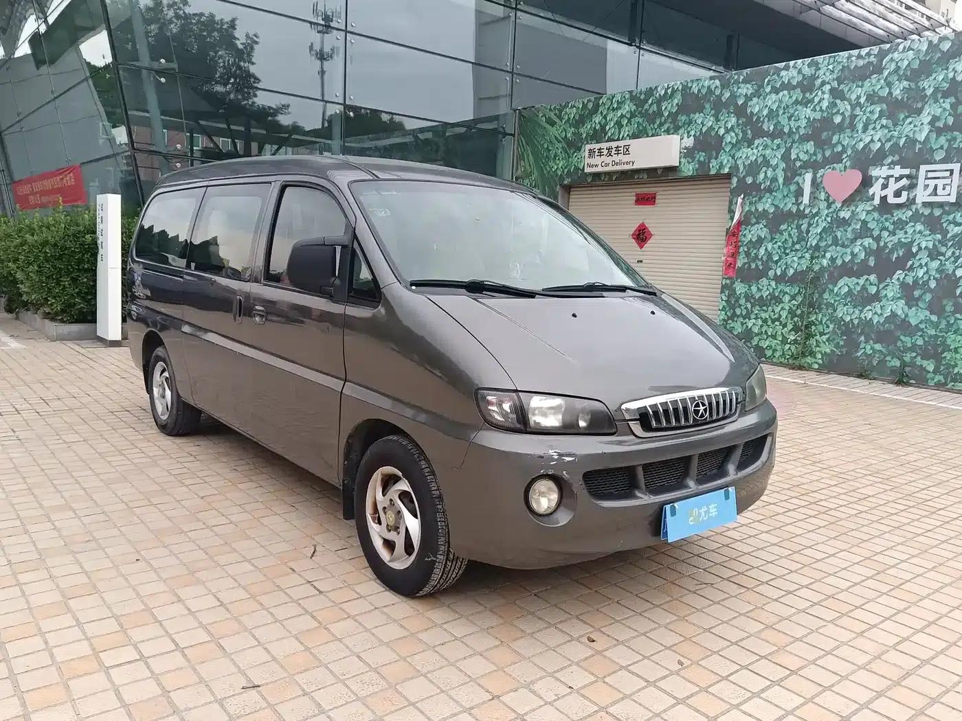 Refine 2011 2.0L Shuttle Gasoline Comfort Edition HFC4GA3 — миниатюра 3
