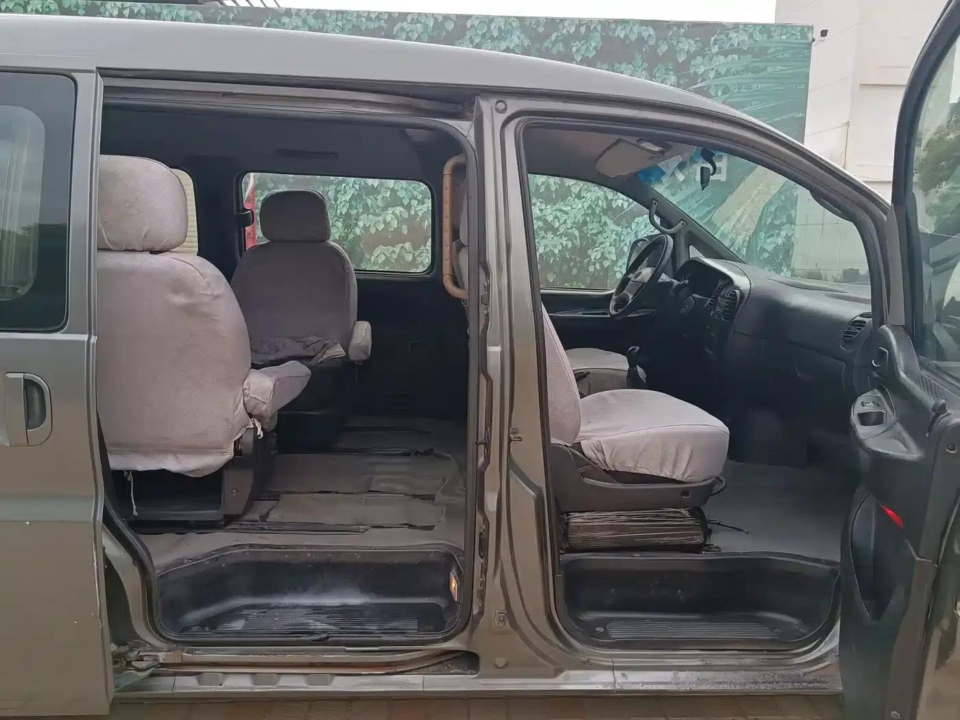 Refine 2011 2.0L Shuttle Gasoline Comfort Edition HFC4GA3 — миниатюра 10