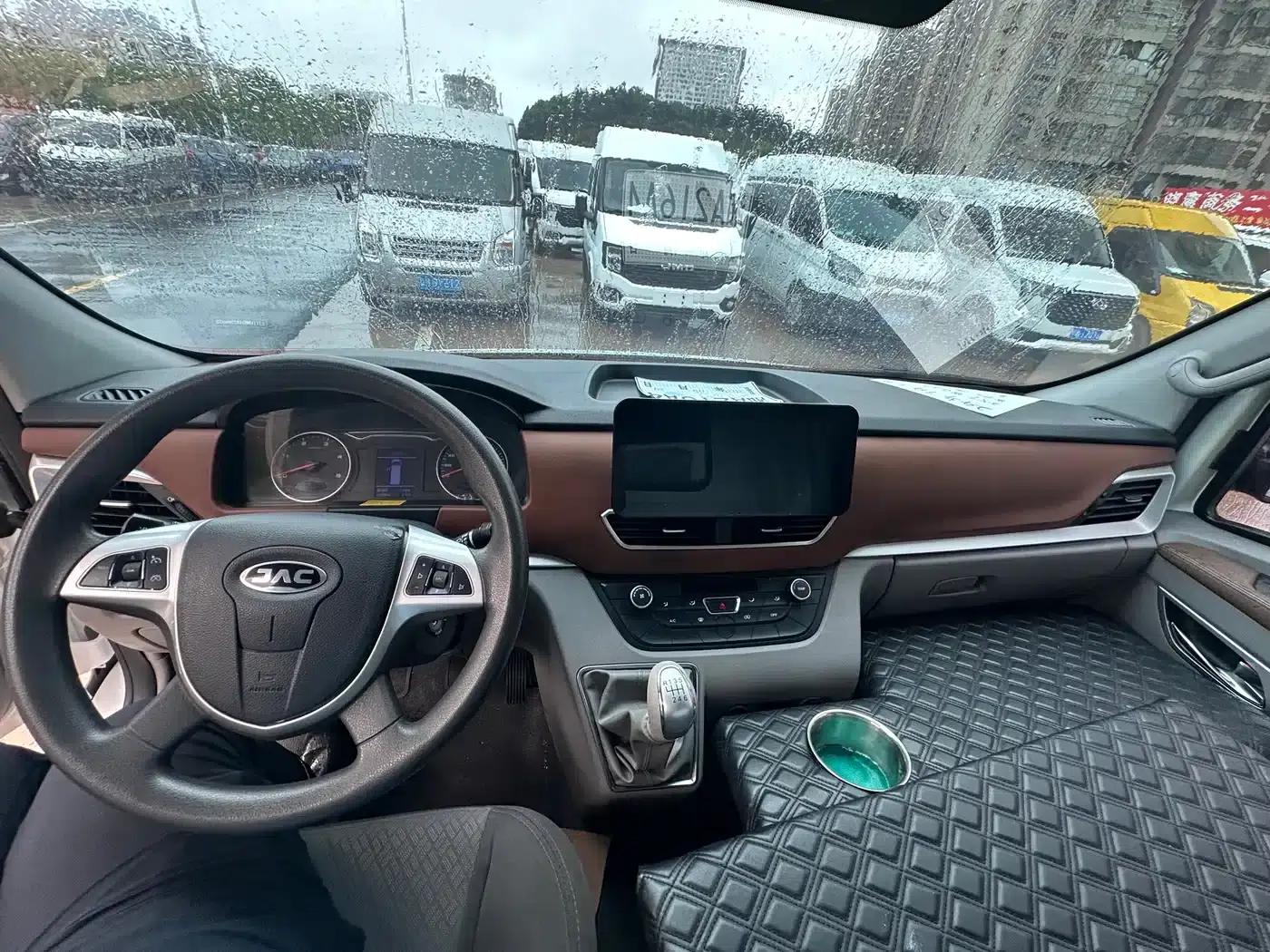 Starry 2024 2.5T Star Logistics Navigator Edition Dual-Tire High Roof 2/3 Seats D25TCIF1 — миниатюра 13